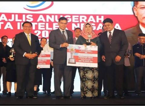 Pemenang Emas Anugerah Harta Intelek Negara 2018 Kategori Reka Bentuk Perindustrian - MyIPO